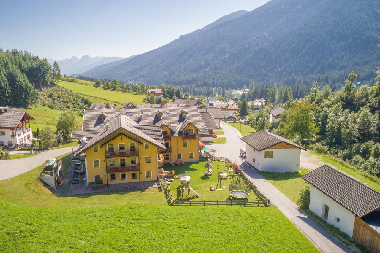 Hotel Tolderhof Innichen Exterior foto